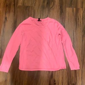 Gap sweater medium